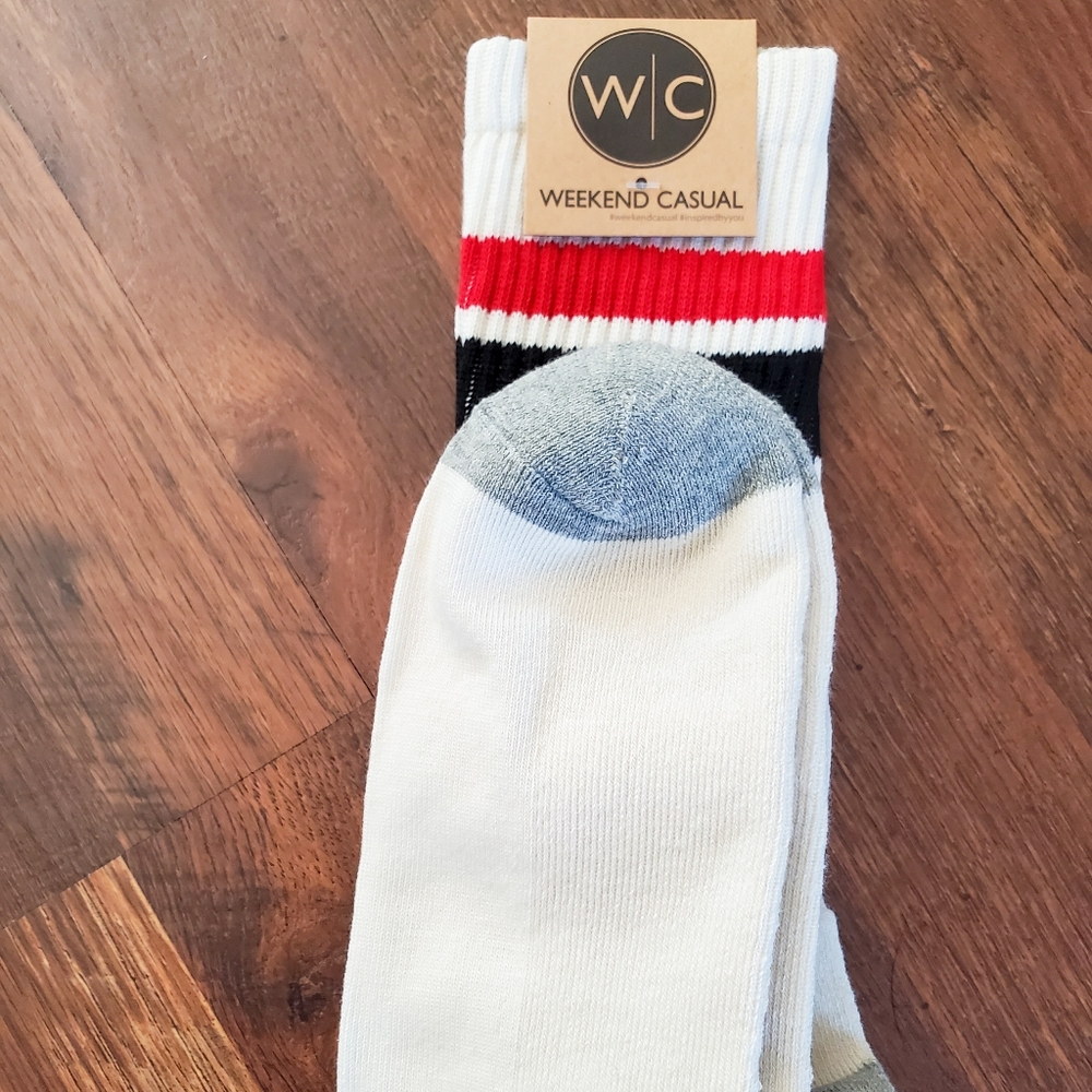 BNWT Weekend Casual WHITE & BLACK SOCKS